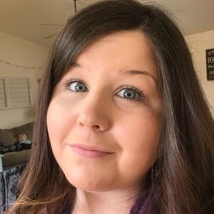 Meet your Posher, Chrissy